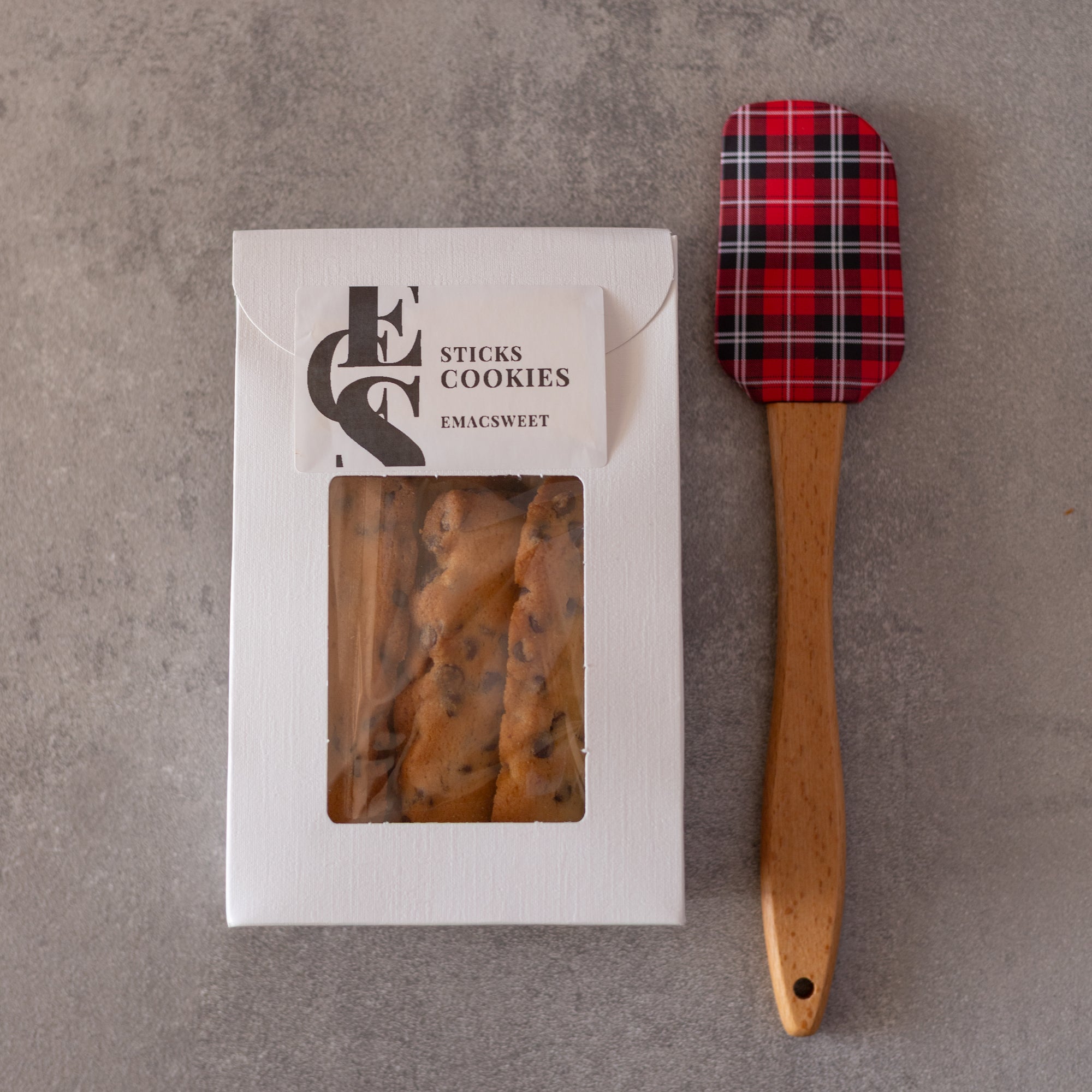 Biscotti con spatola in silicone